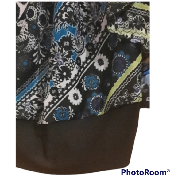 Cold shoulder blouse - Picture 4 of 6